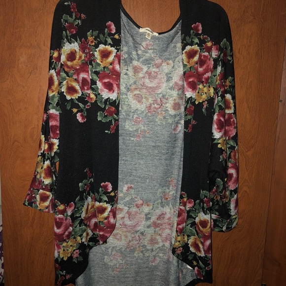 Loose Floral Print Cardigan - Picture 1 of 5